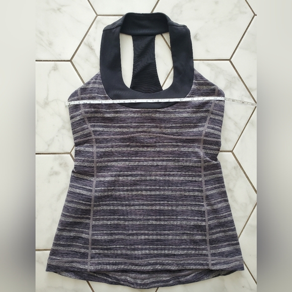 Lululemon Scoop Neck Tank - Picture 2 of 8